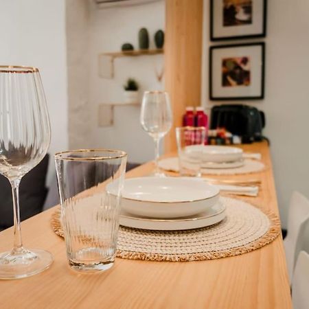 Compleet En Modern Appartement In Het Authentieke Stadshart Villajoyosa Buitenkant foto