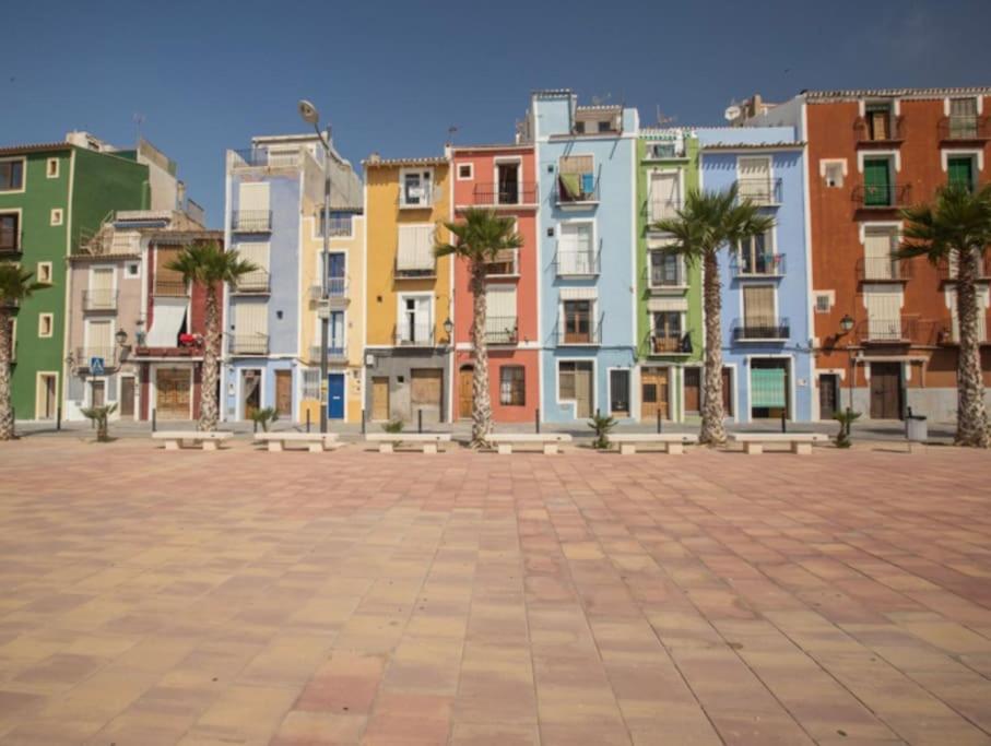 Compleet En Modern Appartement In Het Authentieke Stadshart Villajoyosa Buitenkant foto